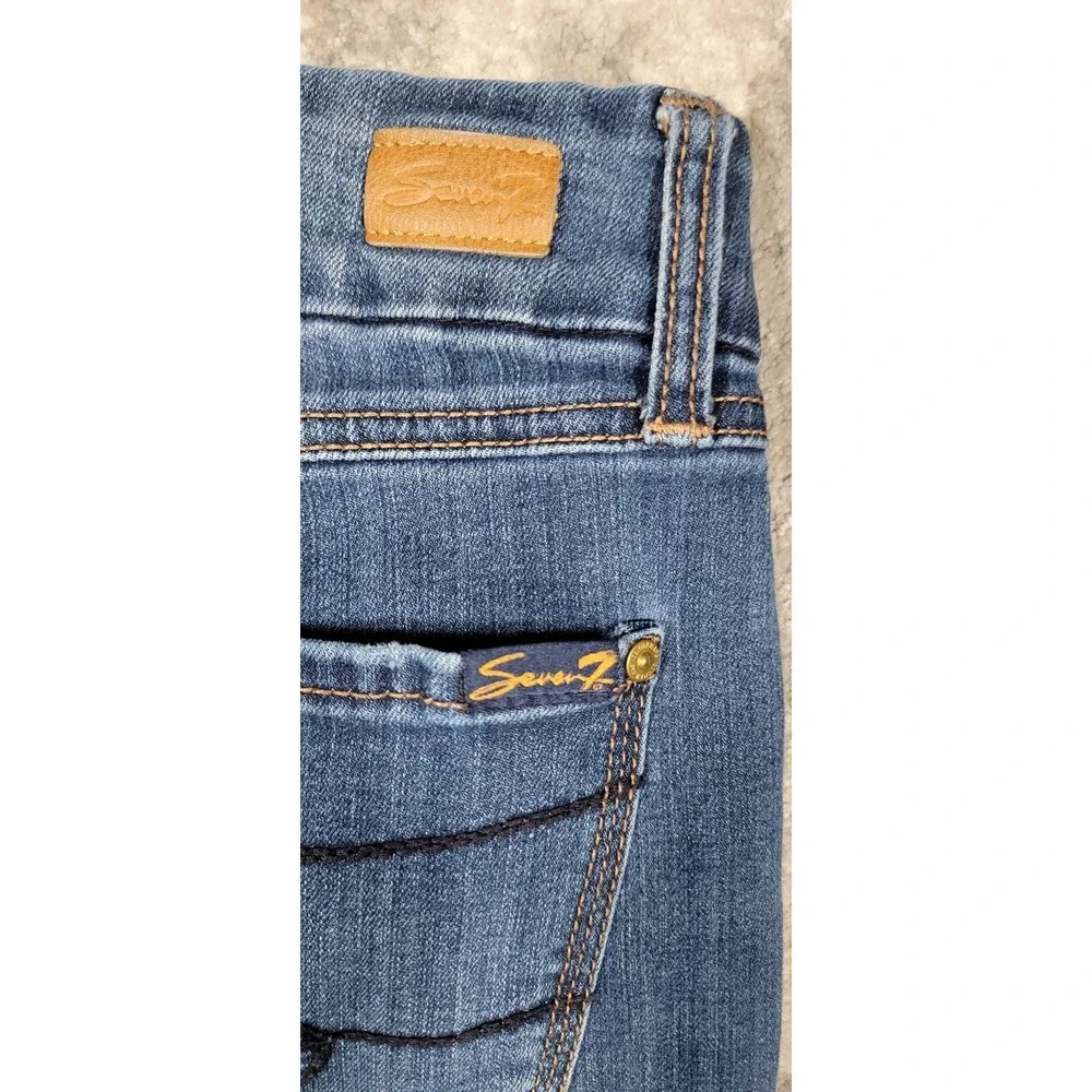 Seven7 Women's Tapered Leg Jeans Size 12 Blue Stretch‎ Denim Mid Rise Sz 32x29